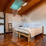 Apartment Homiday - Palazzo Passerini Pineto