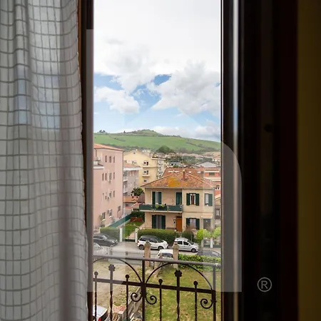 Apartamento Homiday - Palazzo Passerini Pineto