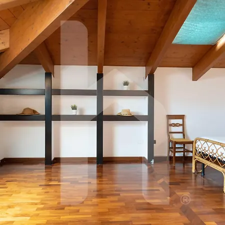 Homiday - Palazzo Passerini Апартаменты Пинето