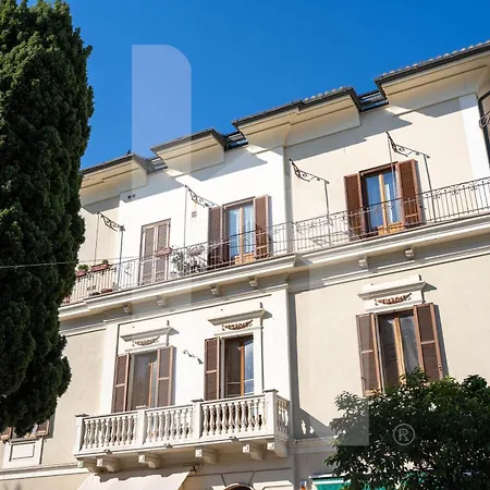 Apartment Homiday - Palazzo Passerini Pineto